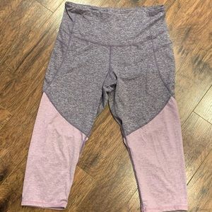 Women’s Athletic Capris with side cell phone pocket, Champion size XL